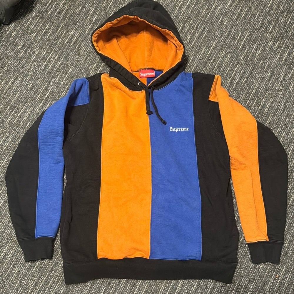 Supreme hoodie